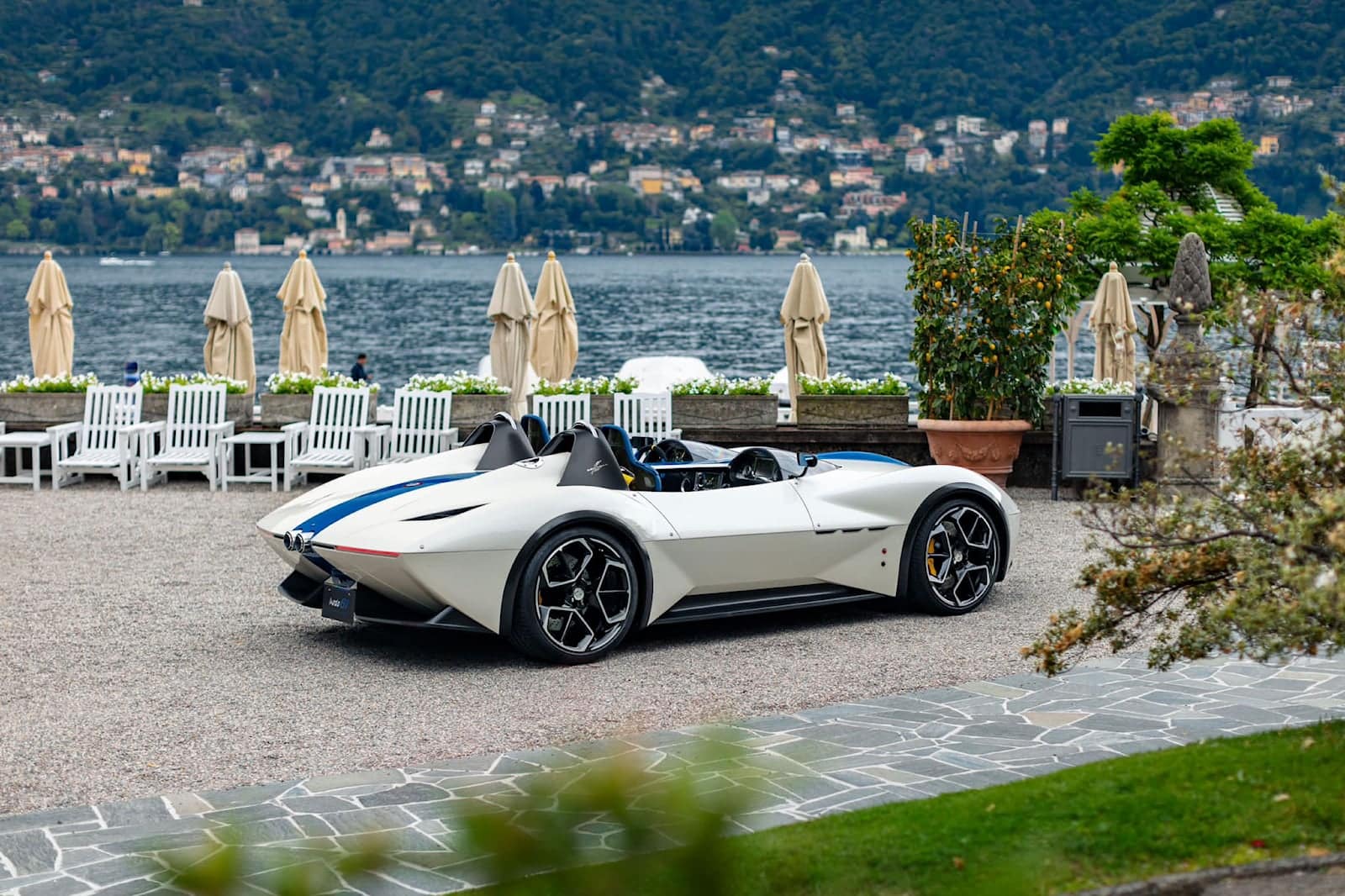 Kode 61: l'omaggio in edizione limitata alla Maserati Birdcage