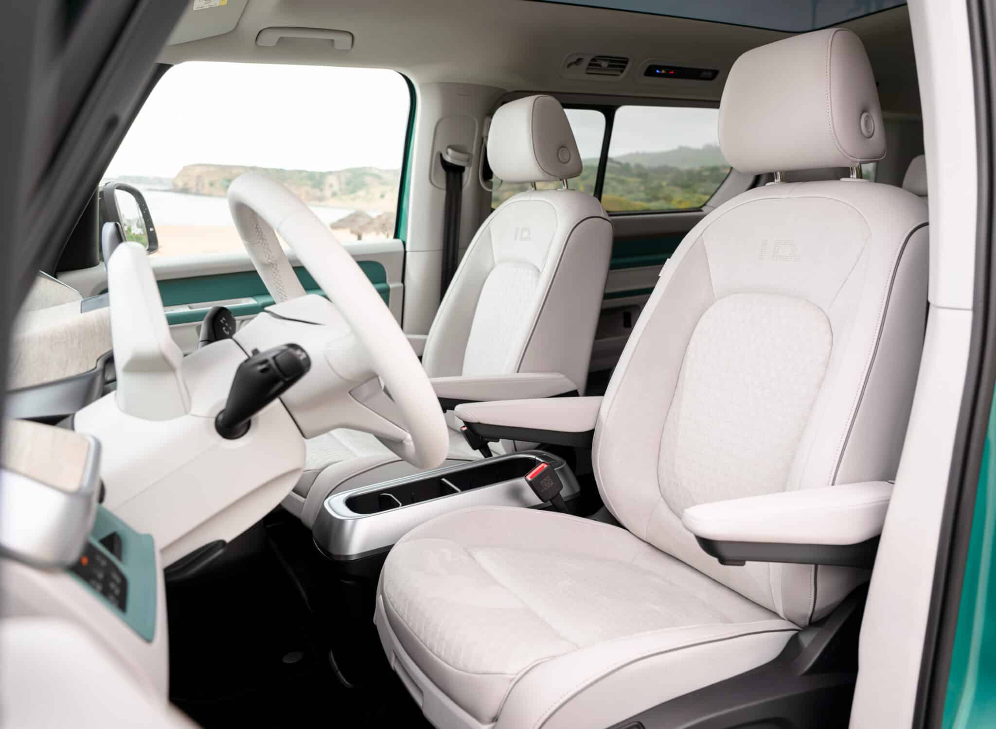 Volkswagen ID. Buzz: arriva la versione con il passo lungo a 7 posti