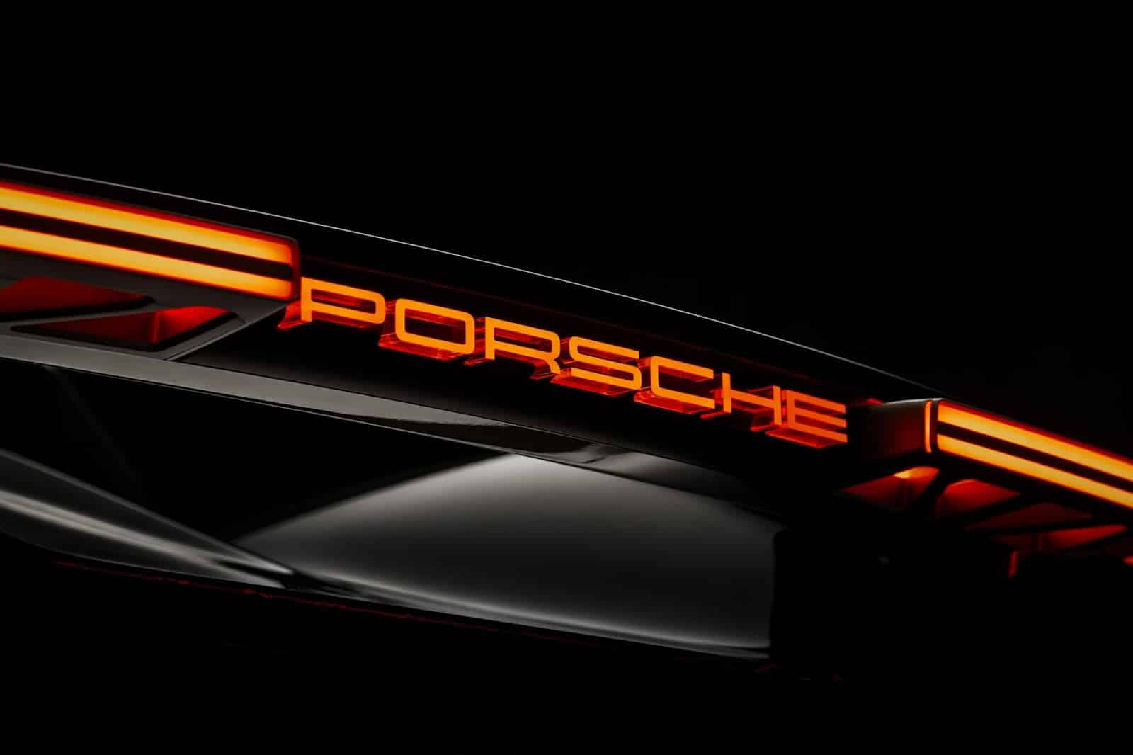 Porsche Mission X Concept: è l'erede elettrica della 918
