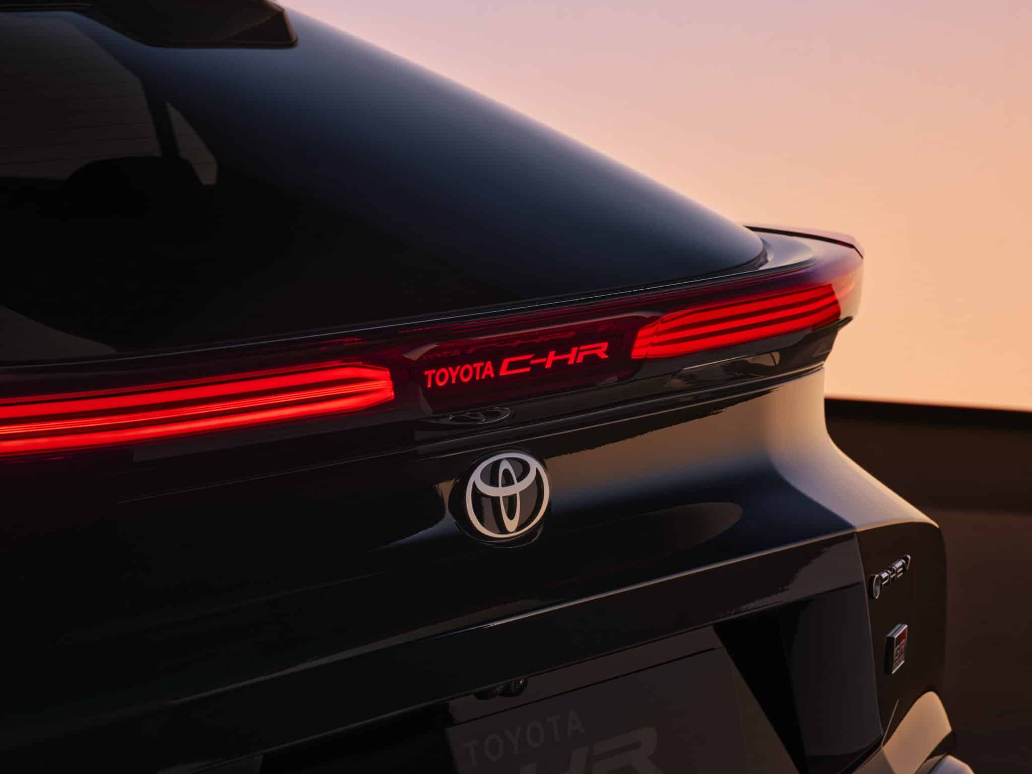 Toyota C-HR: arriva la nuova generazione con motore ibrido Plug-in