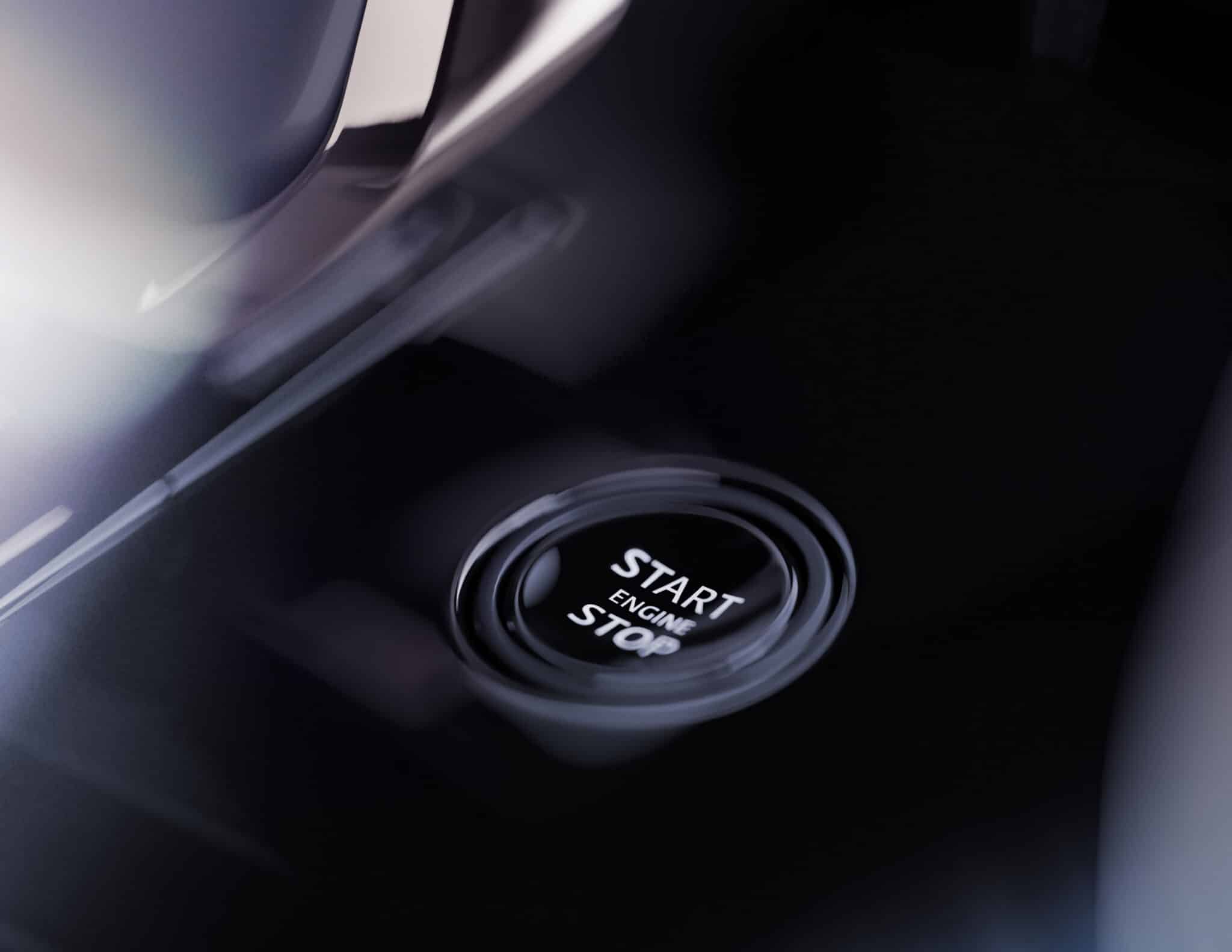 Range Rover Sport SV: la più potente di sempre al prezzo di partenza di 213 mila euro