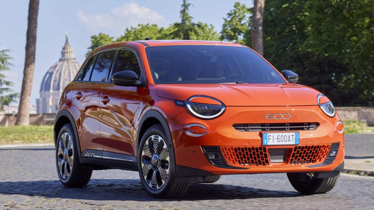 Nuova Fiat 600e elettrica 2023: prezzo, interni, motorizzazioni - 