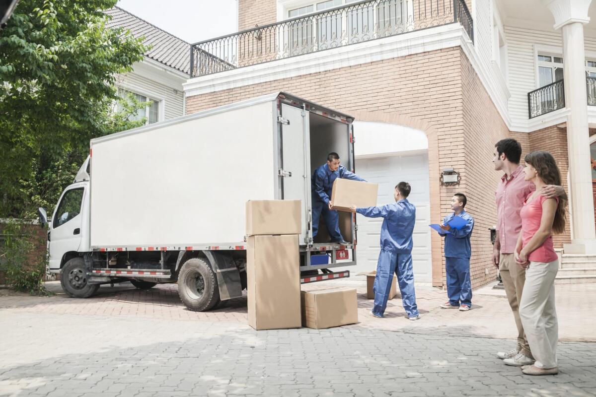 Organizzare gli scatoloni per il trasloco: la guida completa - 