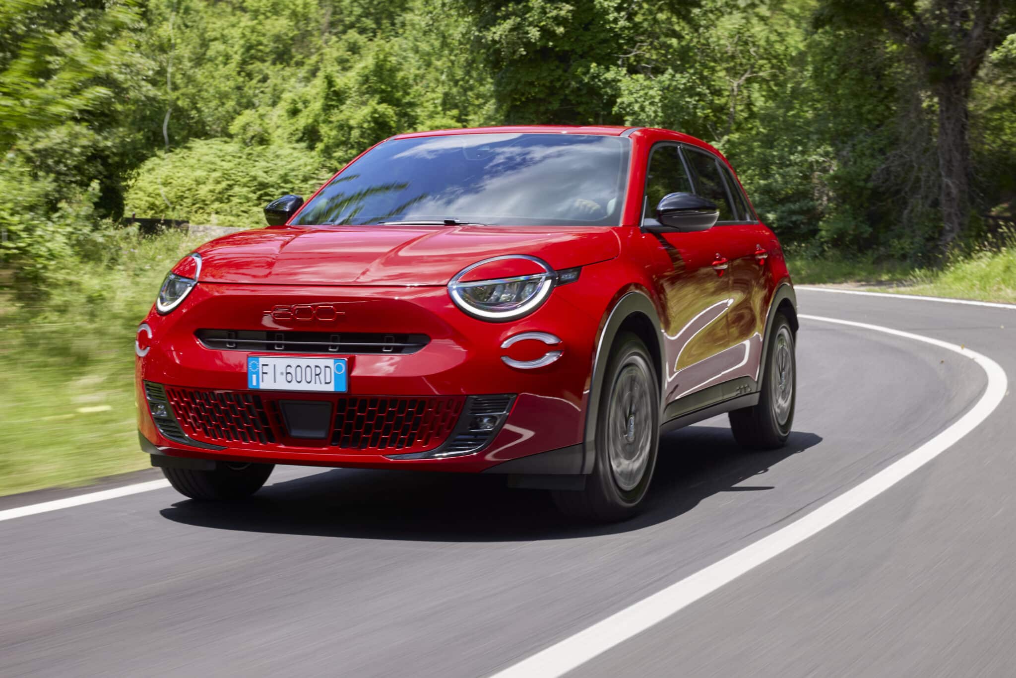 Nuova Fiat 600e Red