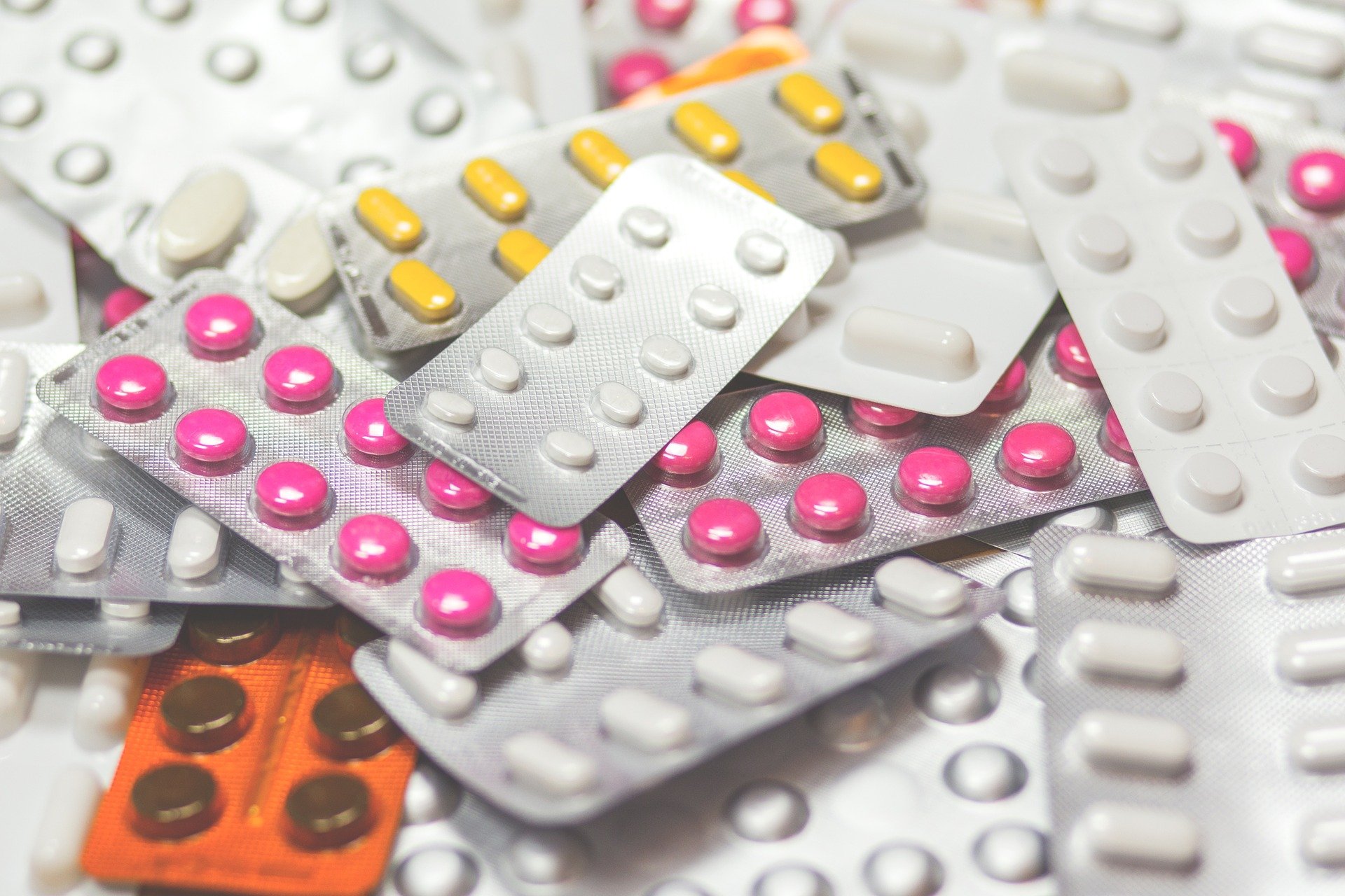 La cura attuale per il disturbo prevede l'assunzione di antibiotici.