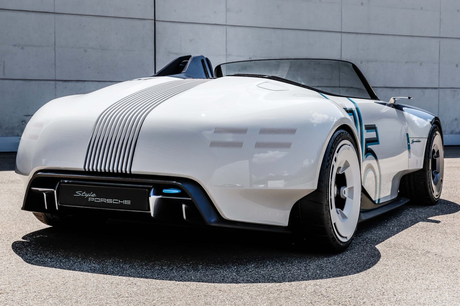 Porsche Vision 357 Speedster: il tributo alle storica 356