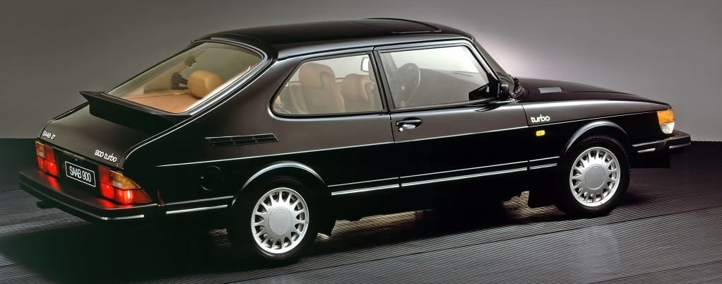 La prima generazione di Saab 900
