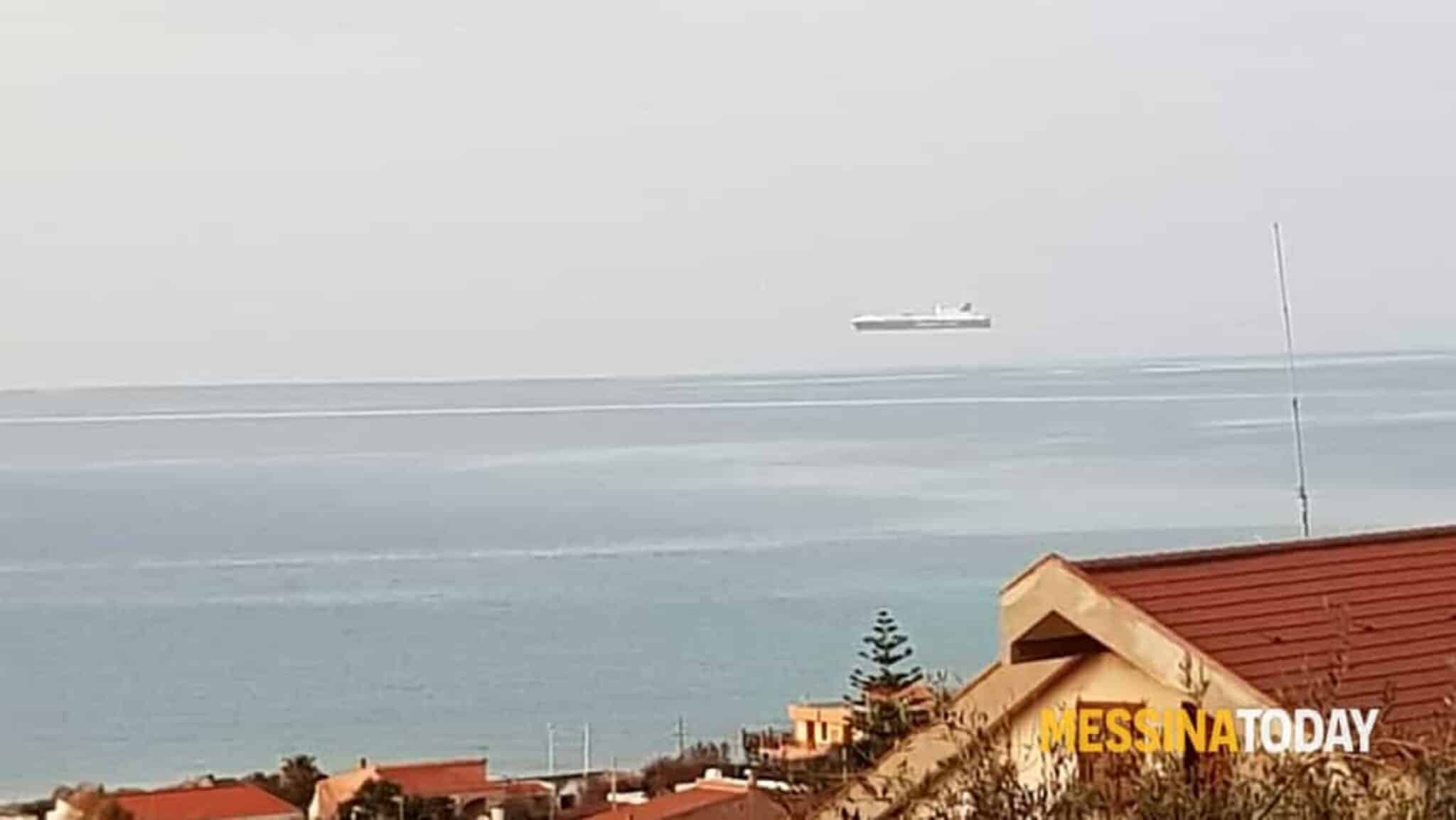 L'effetto ottico "Fata Morgana" nello stretto di Messina