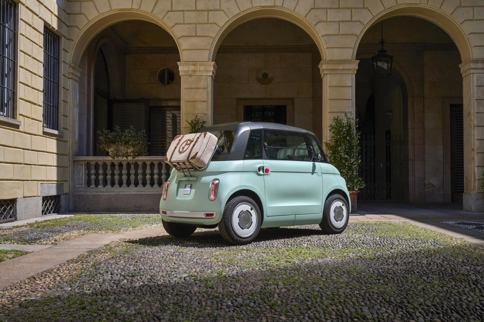 Fiat Topolino: l'elettrica inferiore ai 10 mila euro che può essere guidata da 14 anni di età