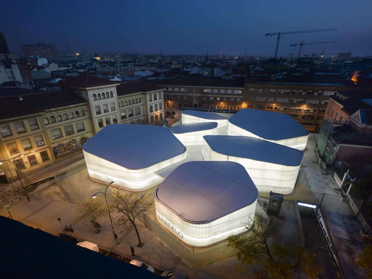 Mercado temporal Barceló a Madrid: quando gli spazi coesistono - 