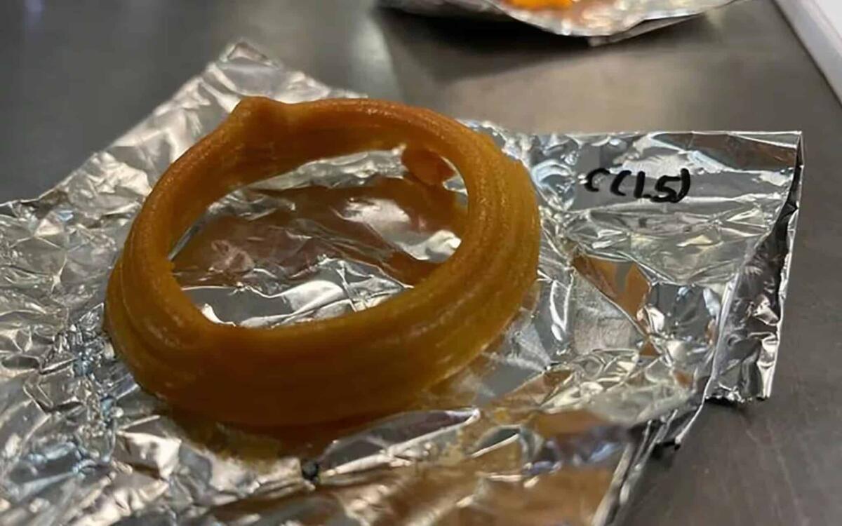 Nascono gli anelli di calamari 3D, vegani e a base di microalghe - 