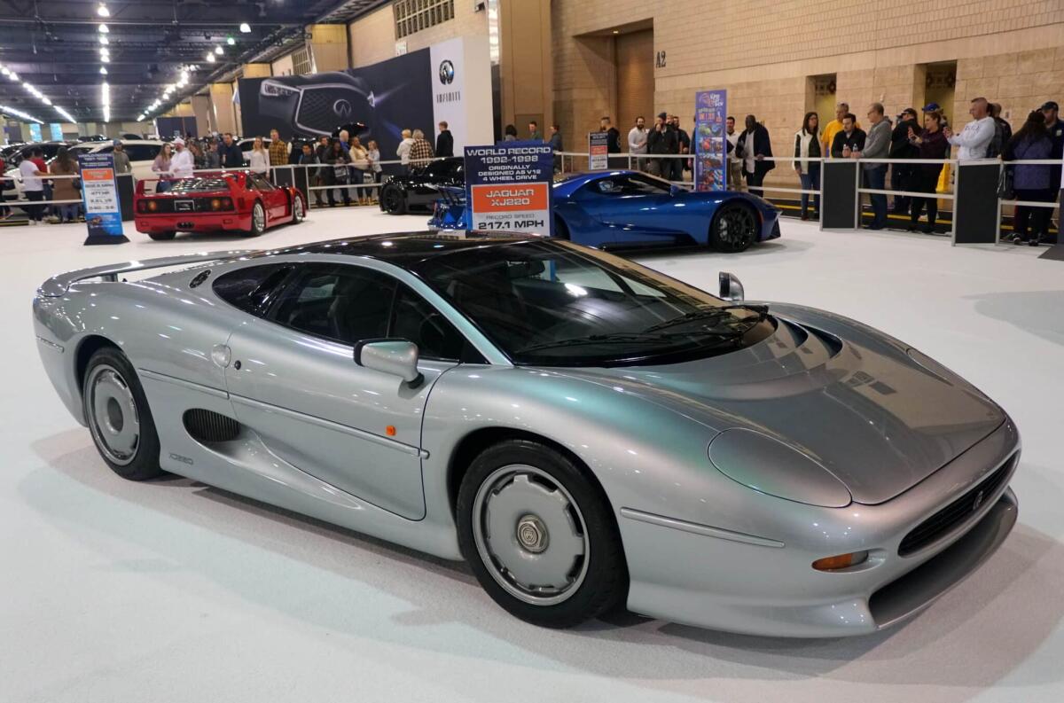 Supercar degli anni '90: le più belle e originali del decennio - Supercar degli anni '90: le più belle e originali del decennio