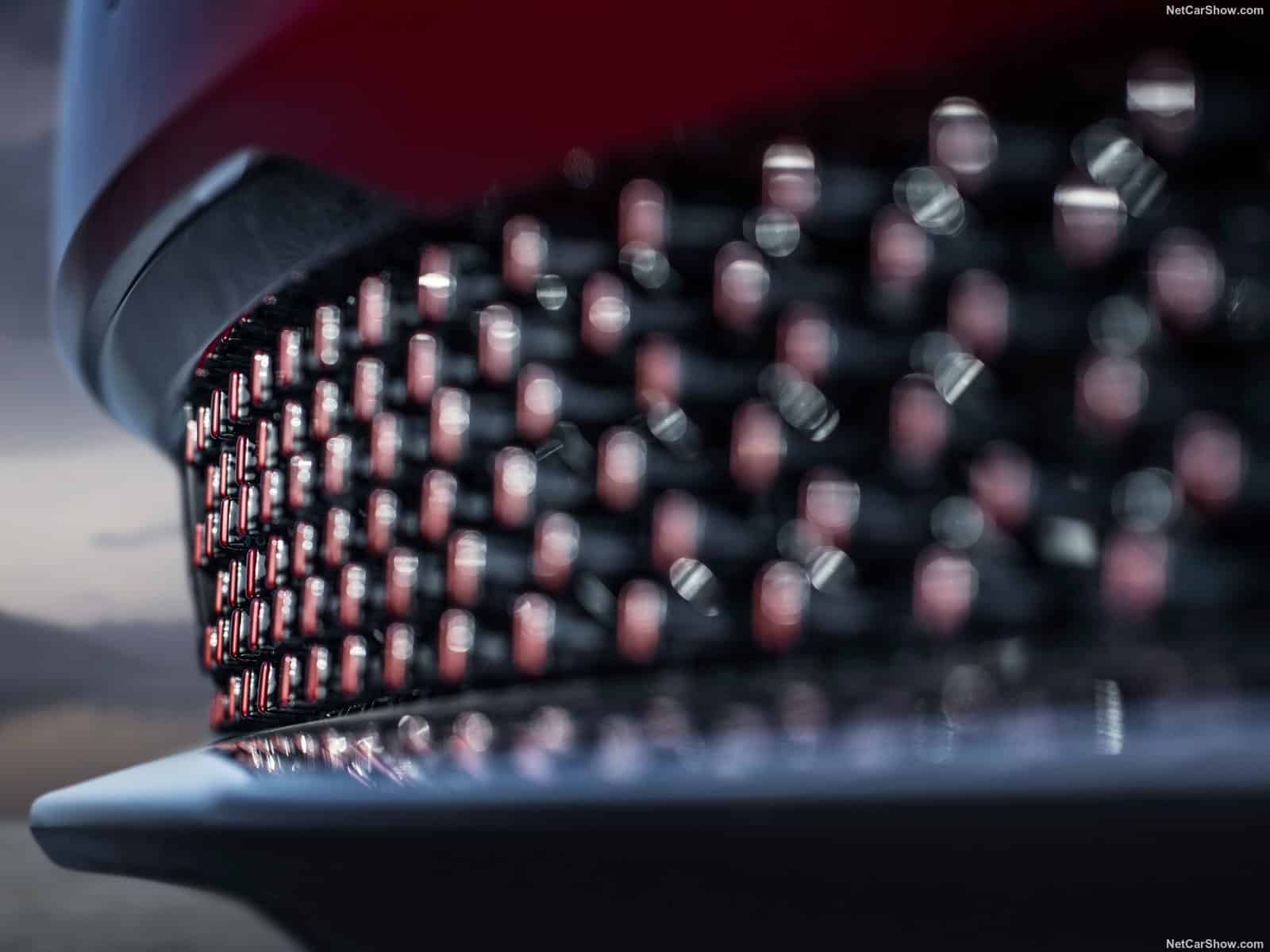 Rolls-Royce Droptail: l'apice del lusso con "La Rose Noire"