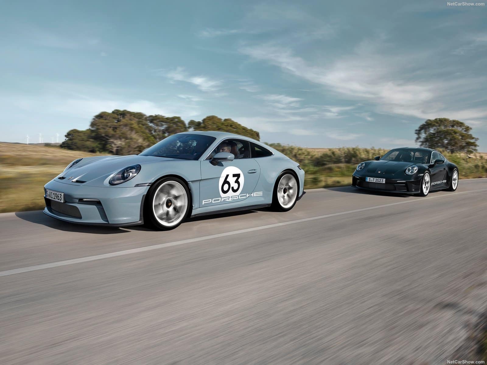 Porsche 911 S/T, l'auto dei puristi: 6 cilindri della GT3 RS e cambio manuale