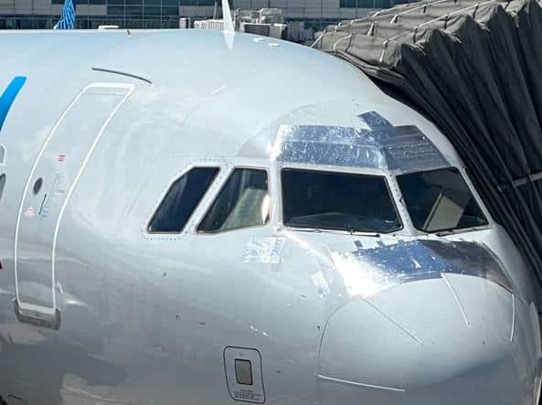 Speed tape: cos'è e perché si usa in aeronautica?