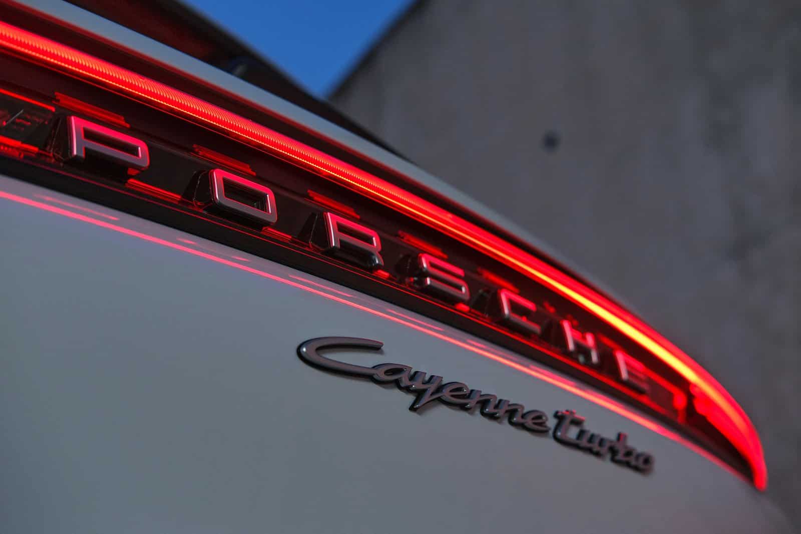 Porsche Cayenne Turbo E-Hybrid: il SUV ibrido con 739 cv di potenza