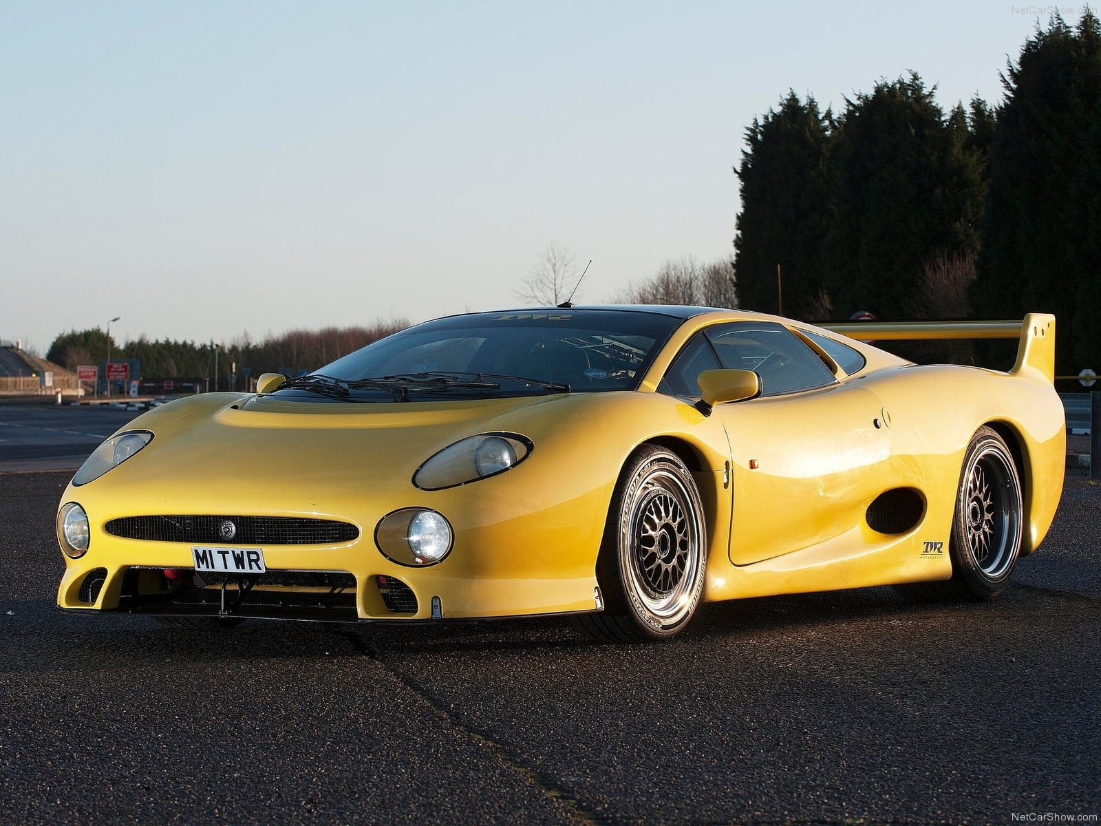 Supercar degli anni '90: le più belle e originali del decennio