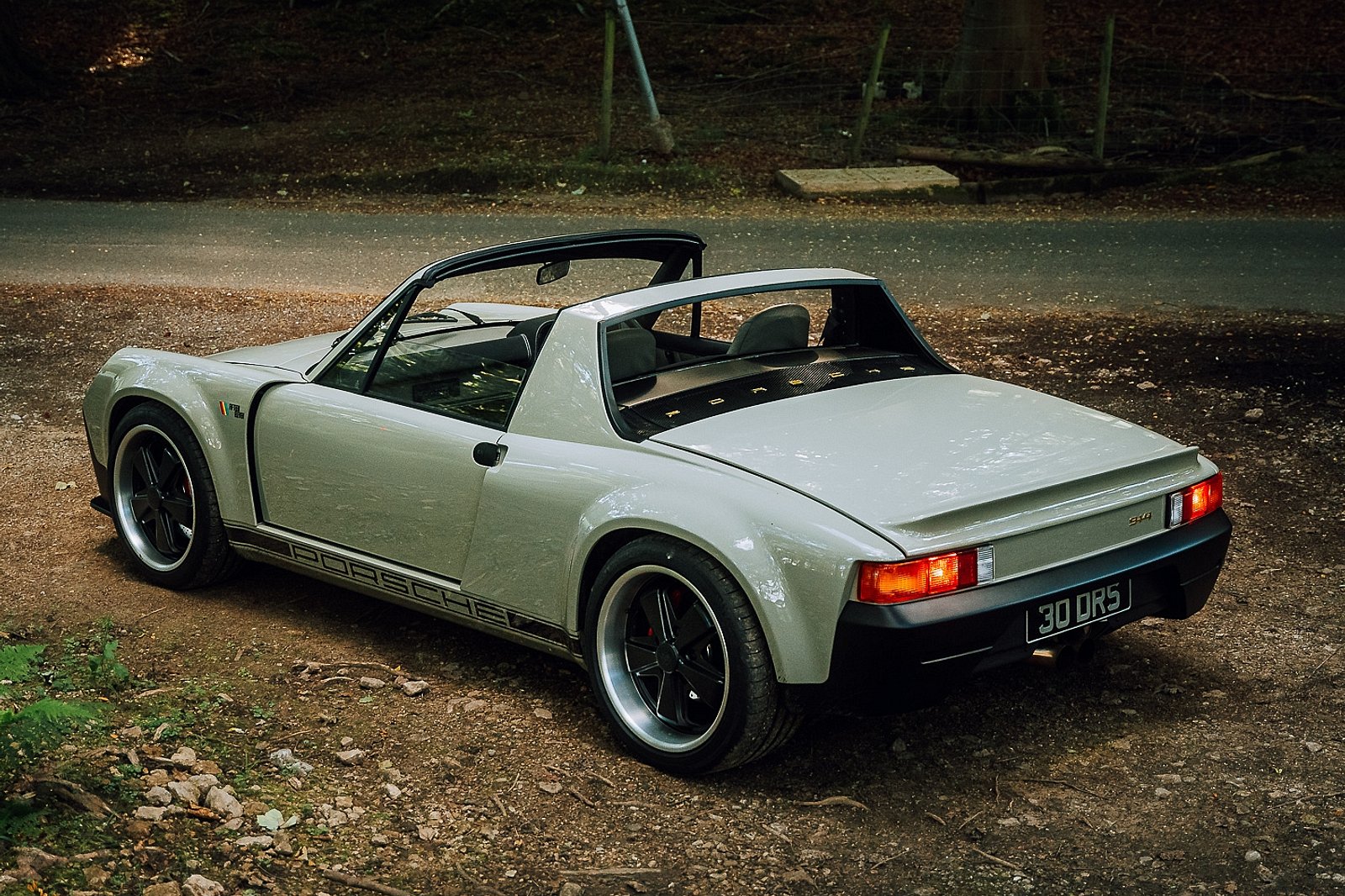 Porsche 914: questa restomod monta il 3,8 litri della Cayman S e ha 400 CV