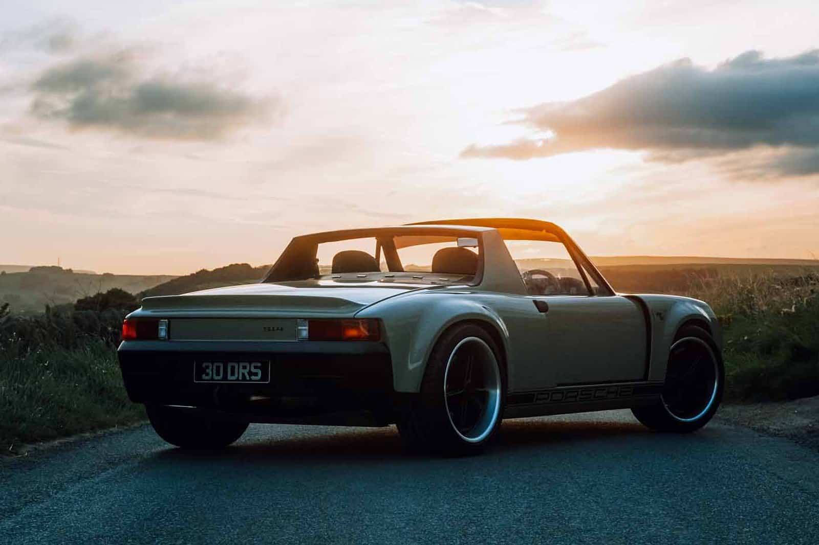 Porsche 914: questa restomod monta il 3,8 litri della Cayman S e ha 400 CV