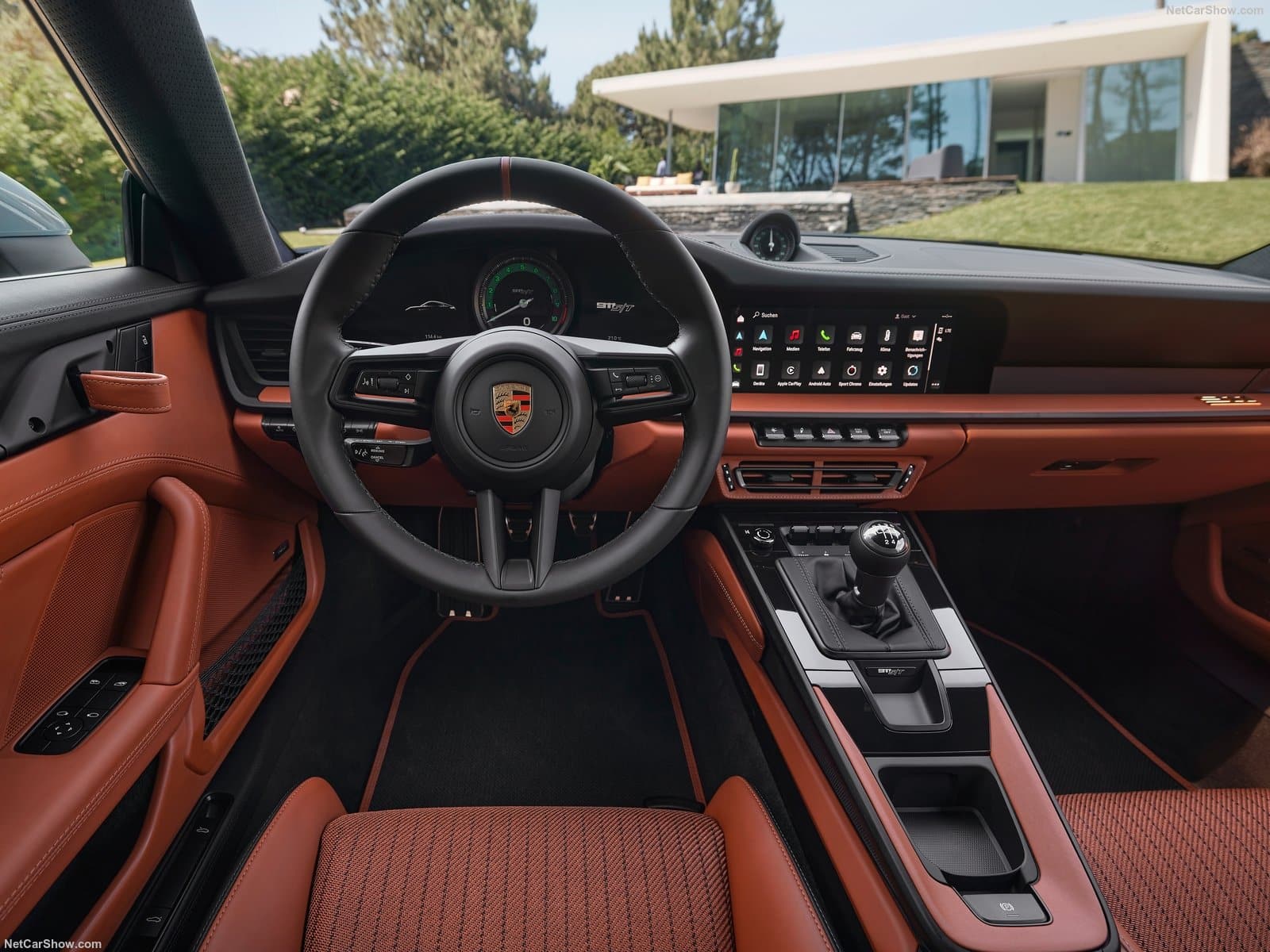 Porsche 911 S/T, l'auto dei puristi: 6 cilindri della GT3 RS e cambio manuale