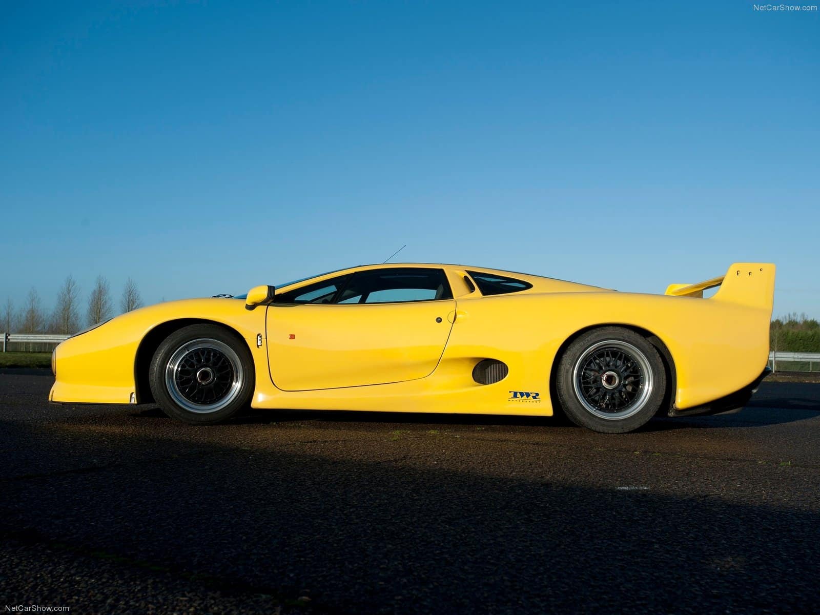 Supercar degli anni '90: le più belle e originali del decennio