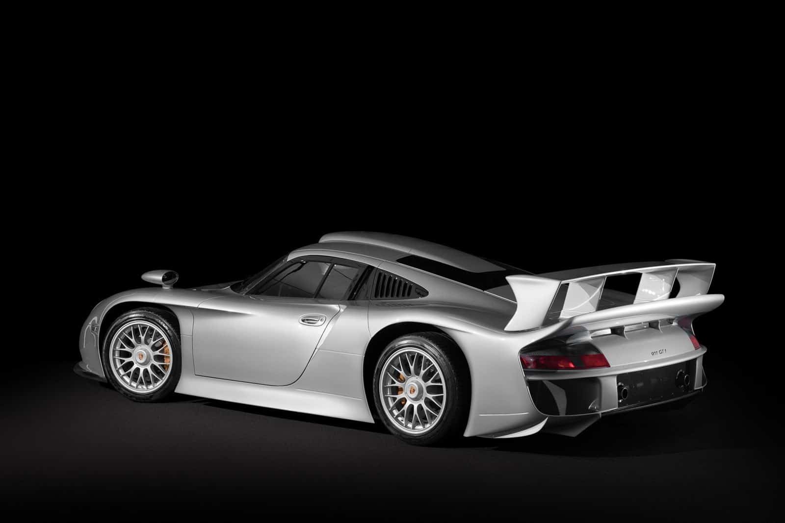Supercar degli anni '90: le più belle e originali del decennio