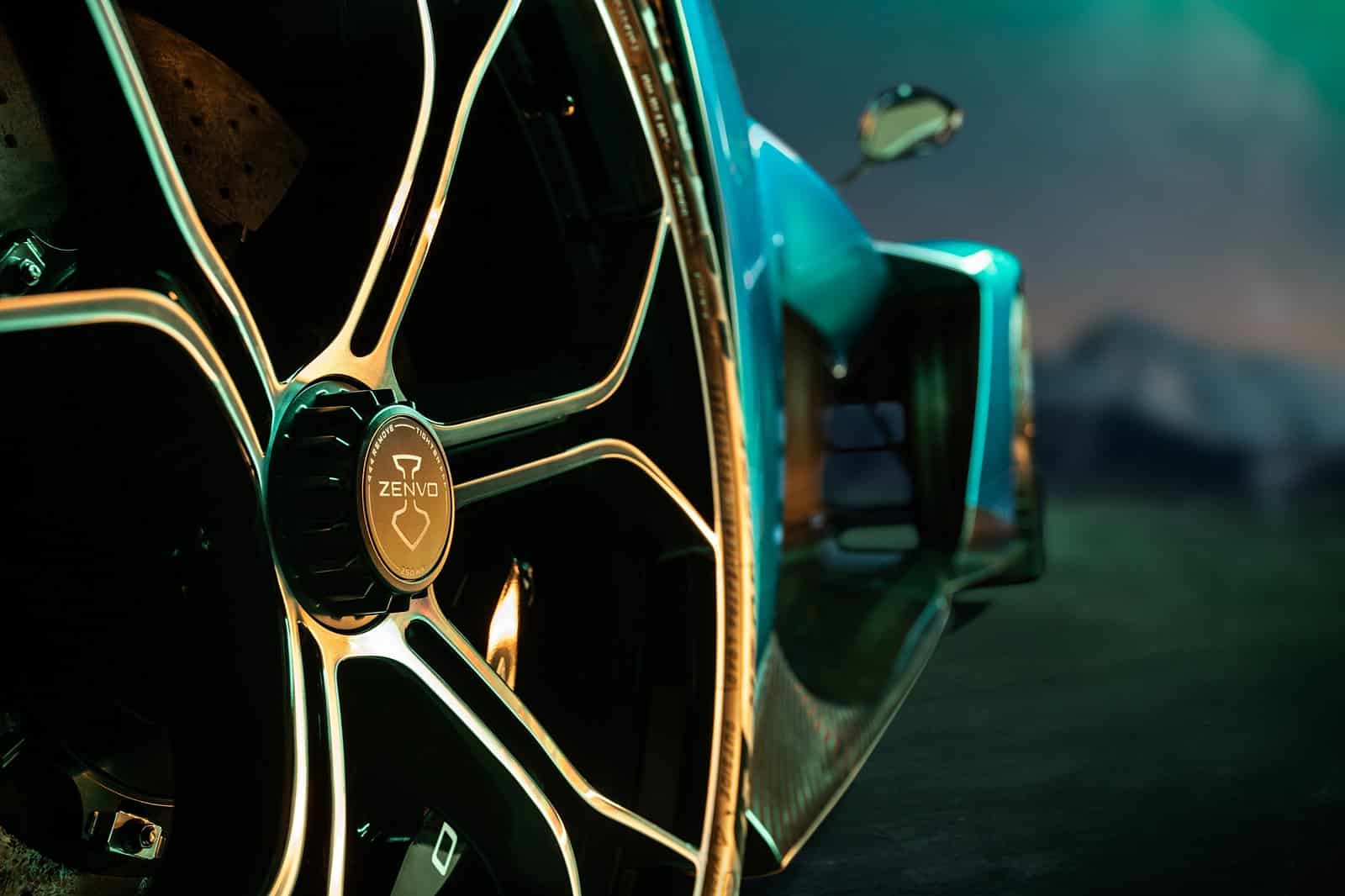 Zenvo Aurora: presentata la hypercar ibrida con V12 e 1850 CV di potenza