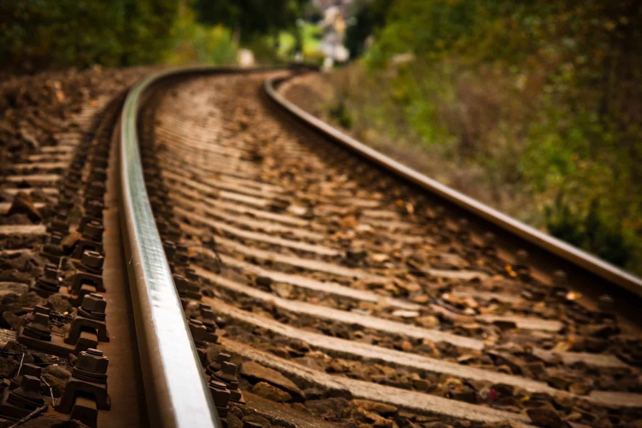 Binari dei treni ad alta velocità