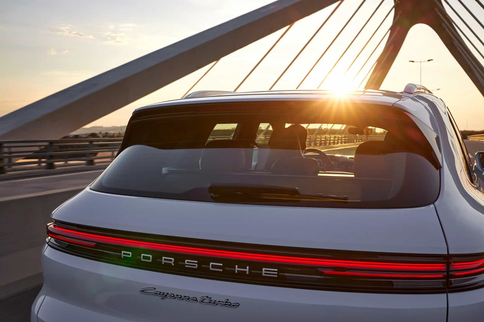 Porsche Cayenne Turbo E-Hybrid: il SUV ibrido con 739 cv di potenza