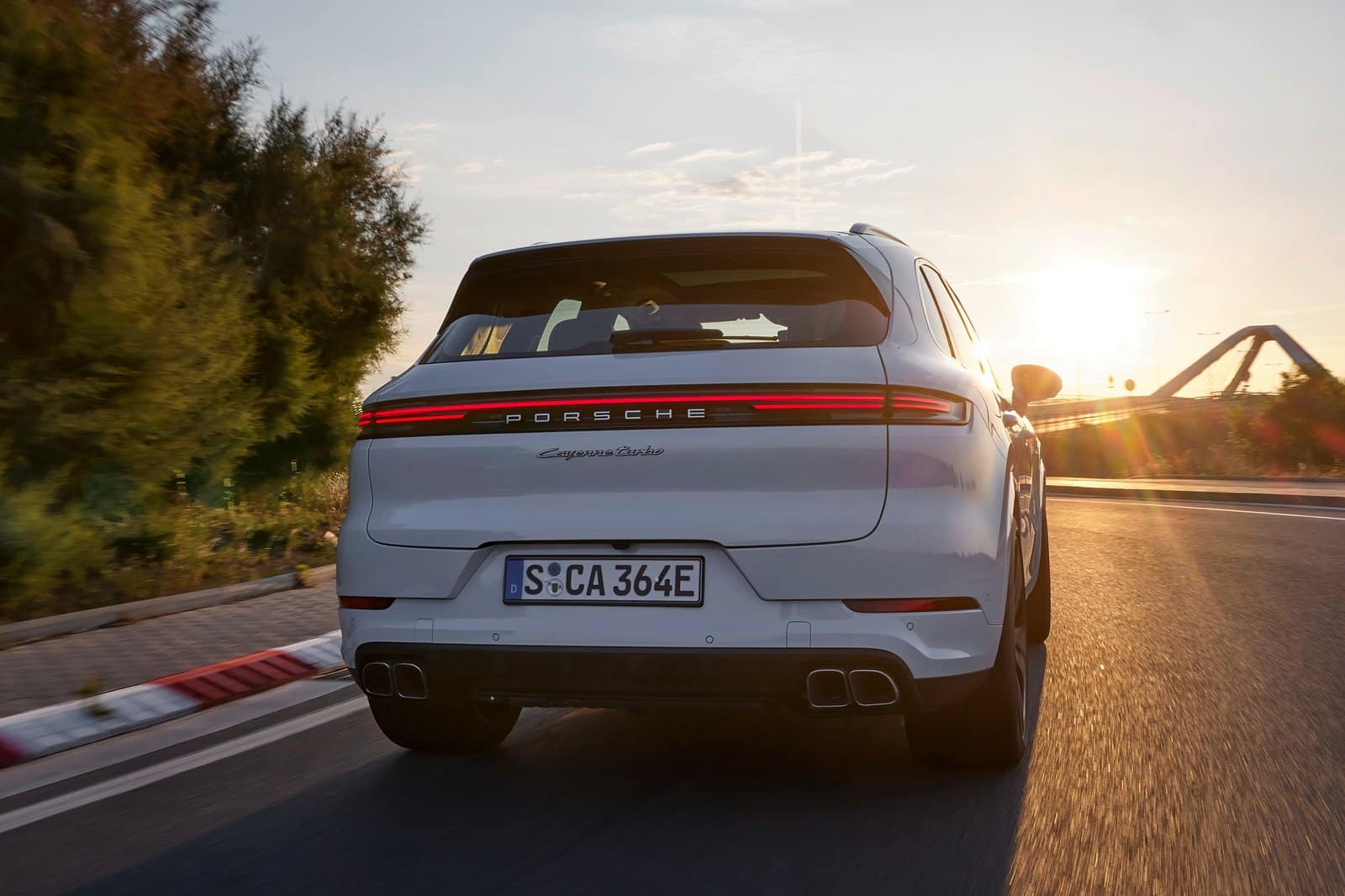 Porsche Cayenne Turbo E-Hybrid: il SUV ibrido con 739 cv di potenza