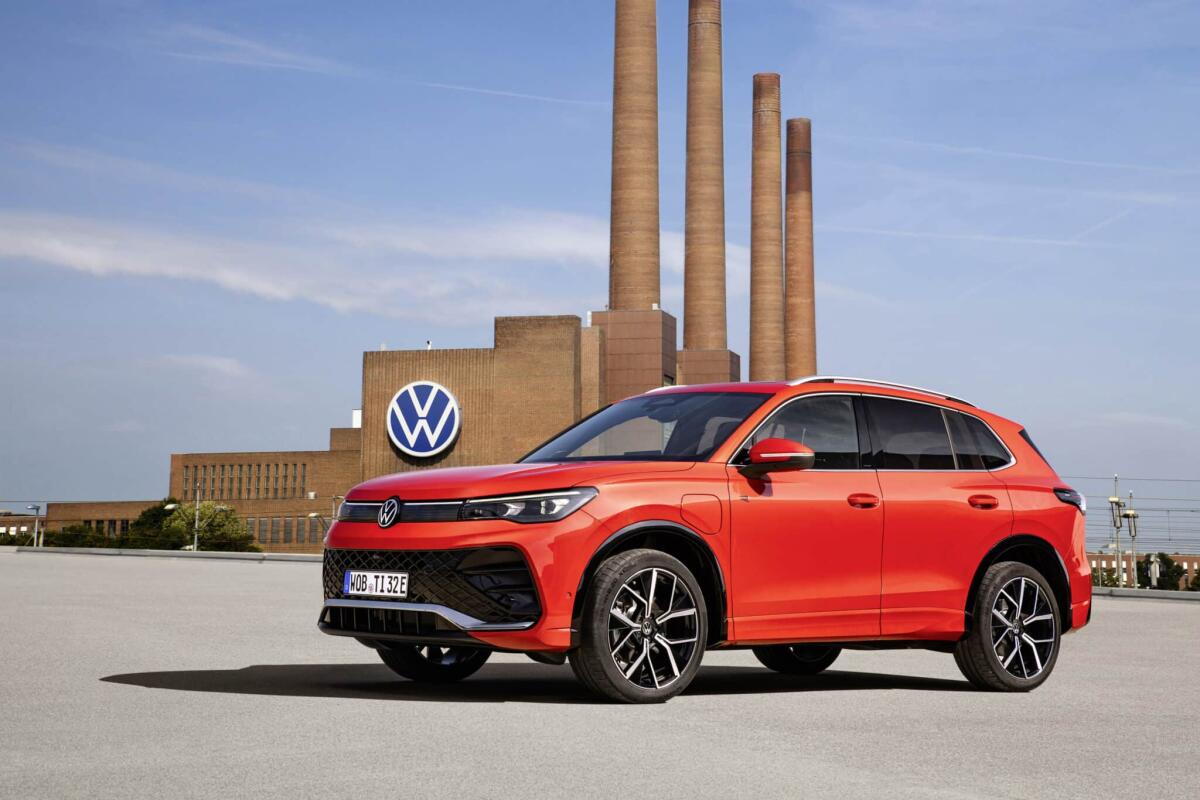 Volkswagen Tiguan 2024: design rinnovato e motorizzazioni ibride plug-in per la terza generazione della suv di Wolfsburg - 
