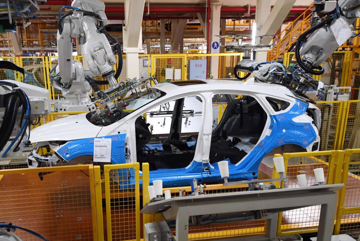 Sciopero storico operai: Ford, General Motors e Stellantis si fermano, le ultime novità - 
