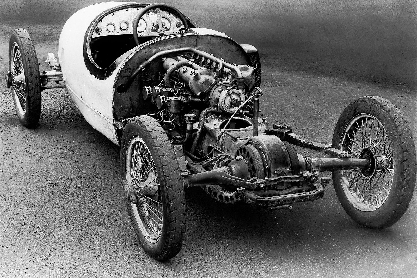 Mercedes Benz RH: 100 anni fa la prima auto da corsa con motore centrale