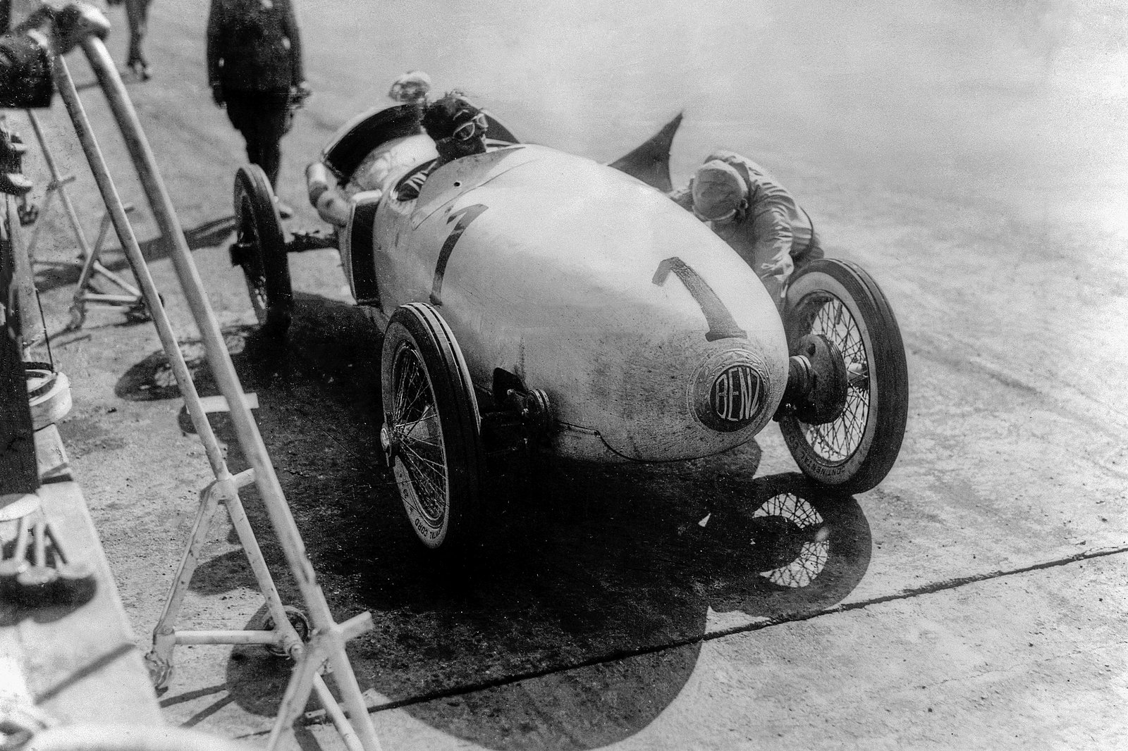 Mercedes Benz RH: 100 anni fa la prima auto da corsa con motore centrale