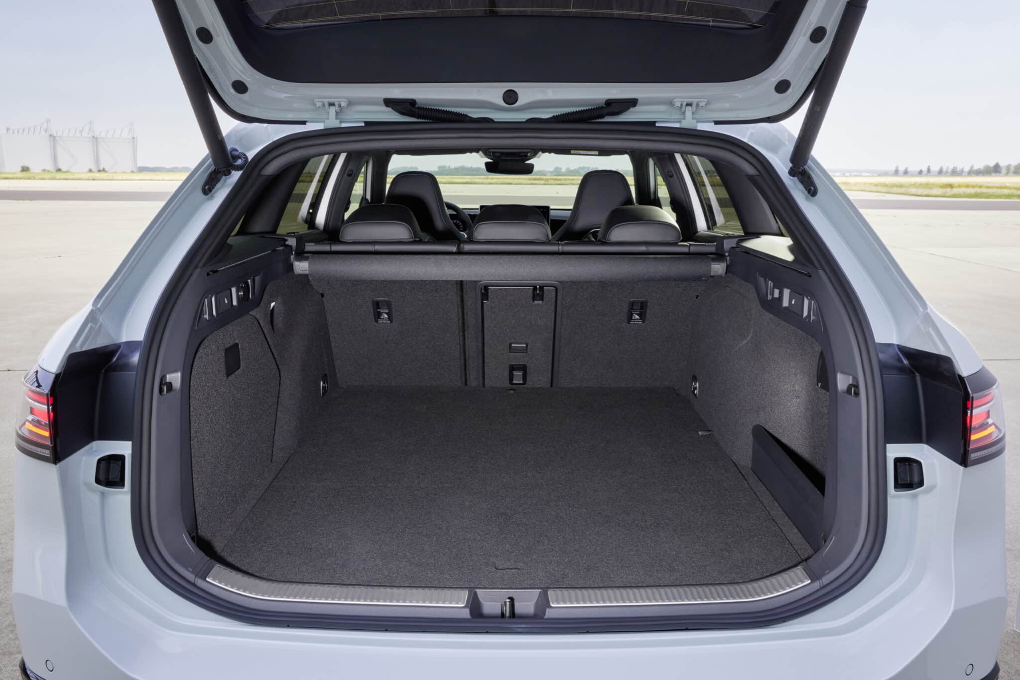 Bagagliaio Volkswagen Passat 2024