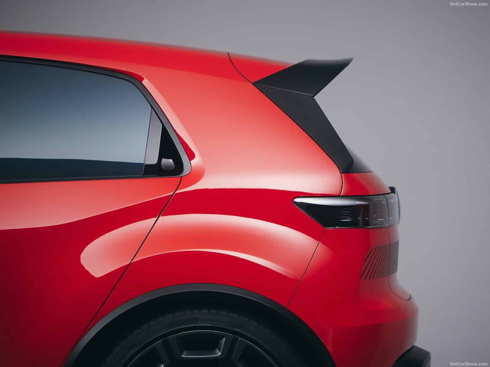Volkswagen ID. GTI Concept: debutta l'erede elettrica della Golf GTI