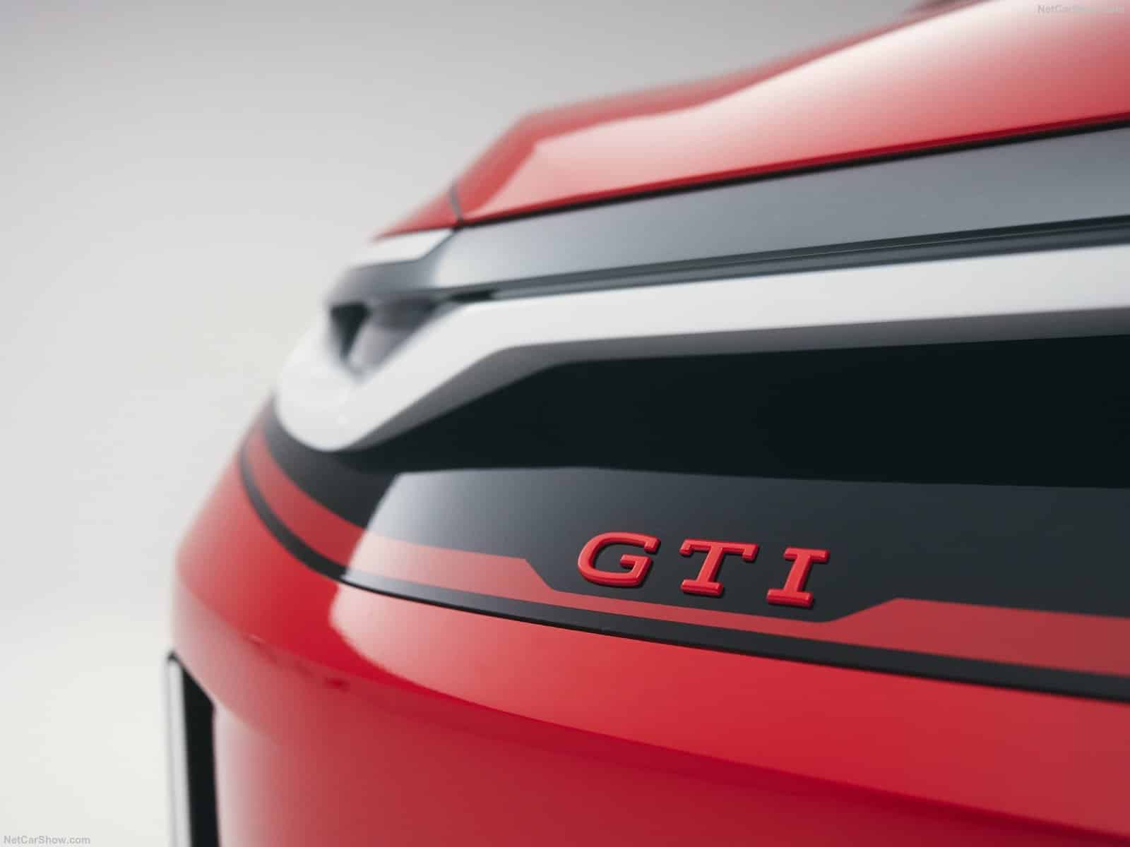 Volkswagen ID. GTI Concept: debutta l'erede elettrica della Golf GTI
