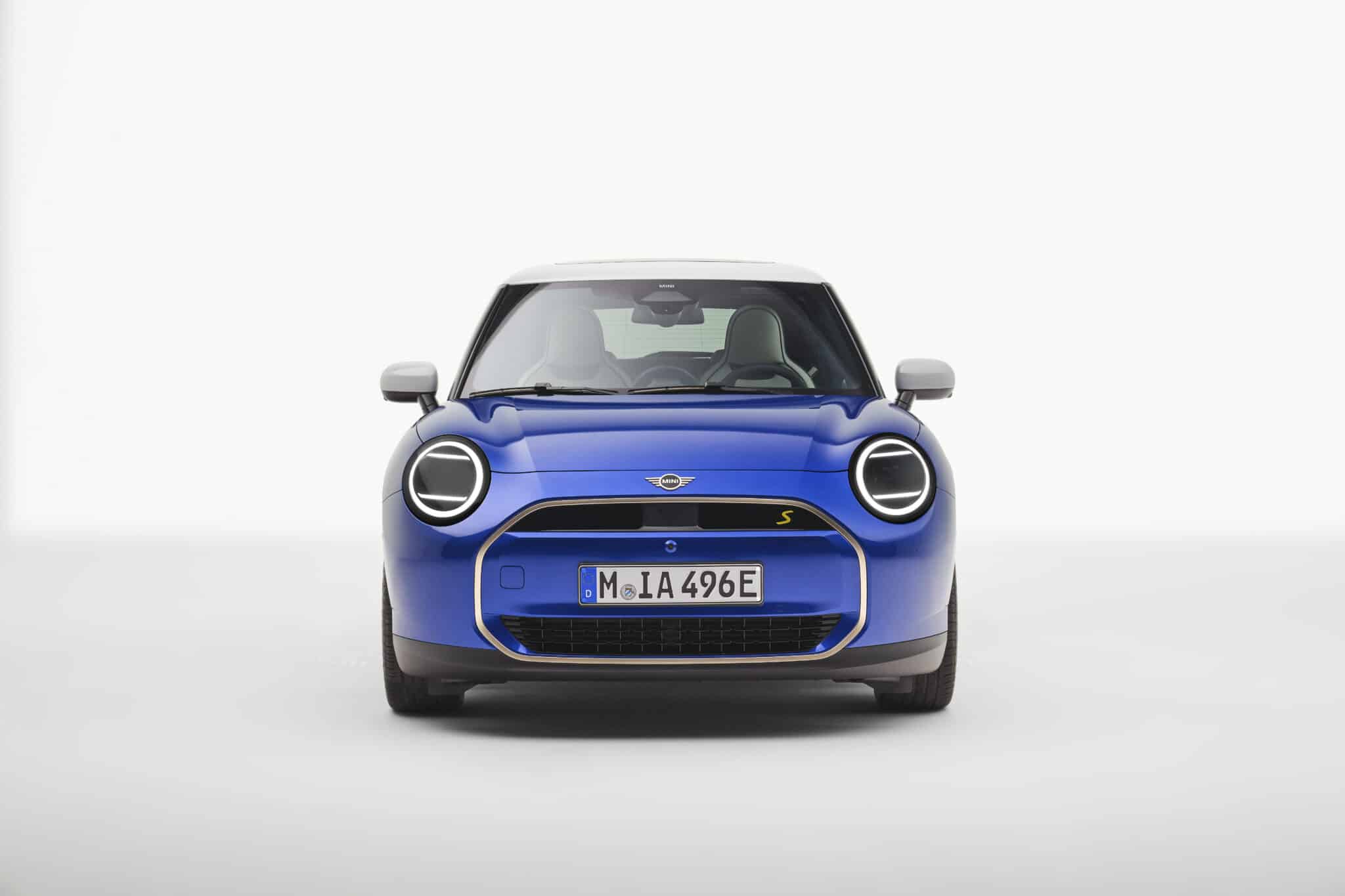 Mini Cooper 2024: l'iconica utilitaria inglese si rinnova per la quinta volta