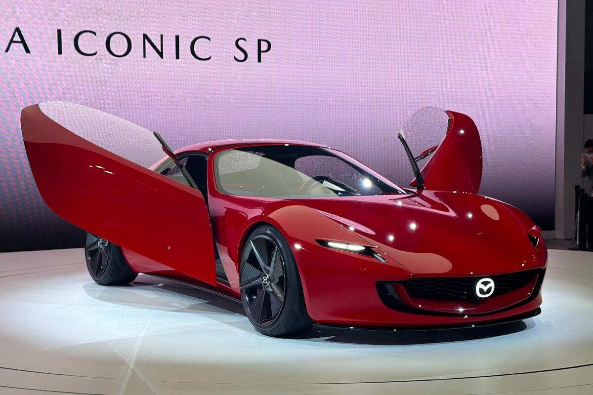 Mazda Iconic SP: rinasce la storica RX-7 - 