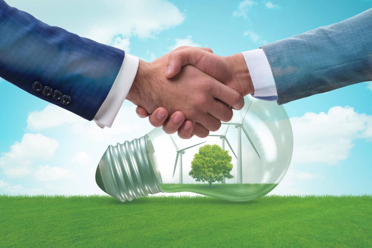 Stilato dalla Commissione Europea il programma Green Deal - Paris agreement concept in the ecology and environment