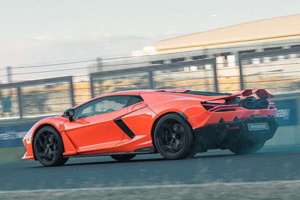 Lamborghini: no alle supercar elettriche finché non si farà chiarezza sui combustibili sintetici - 