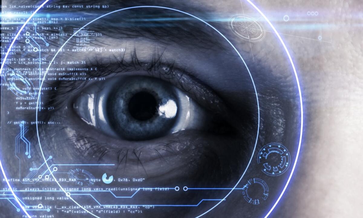 Lenti a contatto intelligenti: ecco la più piccola e densa al mondo - 