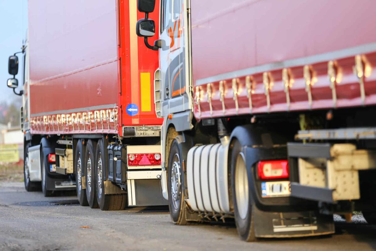 Milano: al via l'obbligo d'installazione per i camion dei sensori per gli angoli ciechi - 