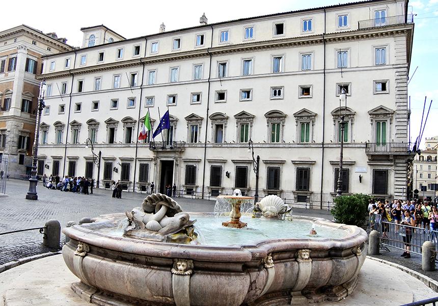 Questa immagine ha l'attributo alt vuoto; il nome del file è concessioni-demaniali.jpeg
