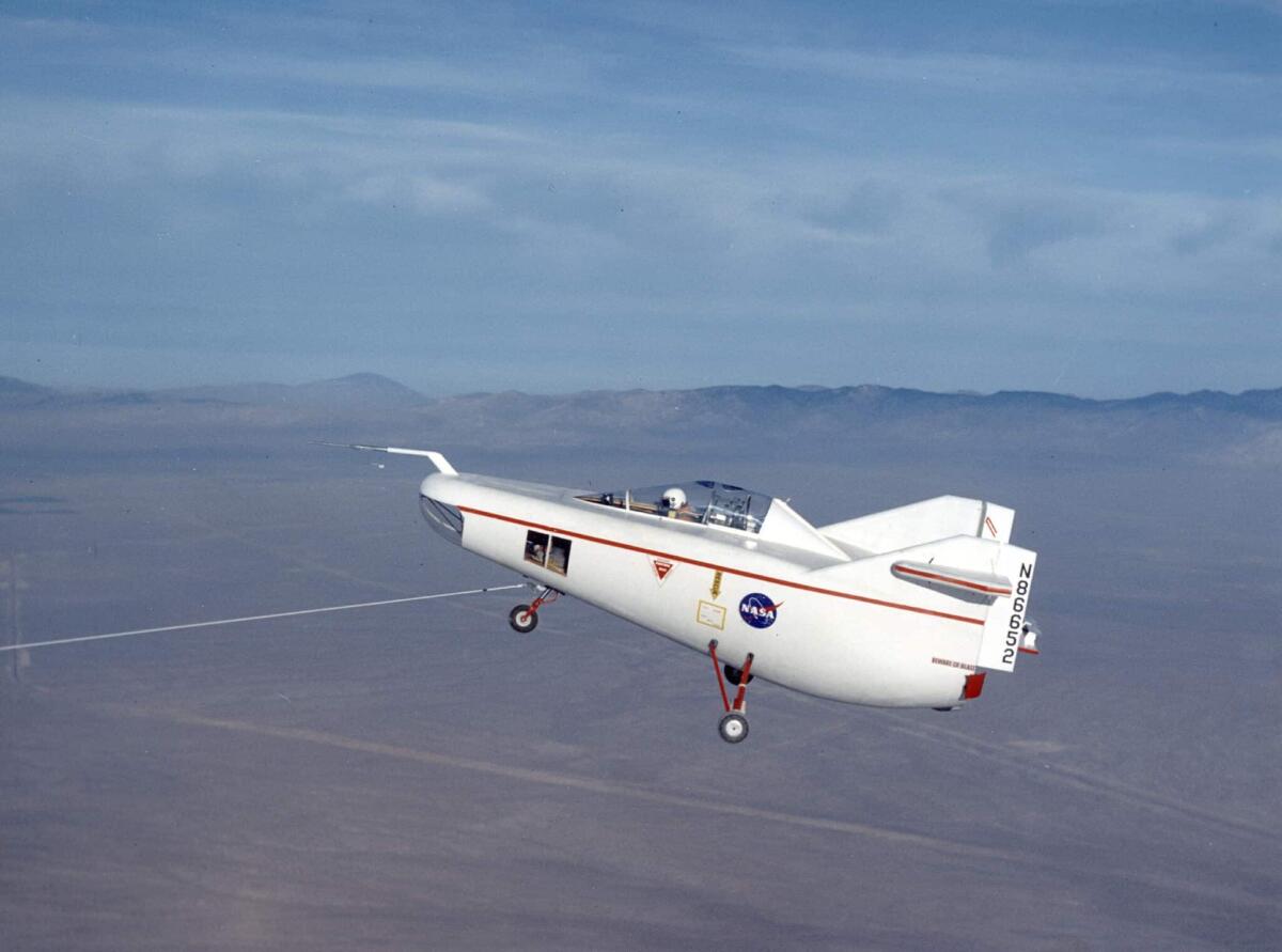 L'aereo della NASA che sembrava una vasca da bagno su un triciclo e non aveva le ali - 