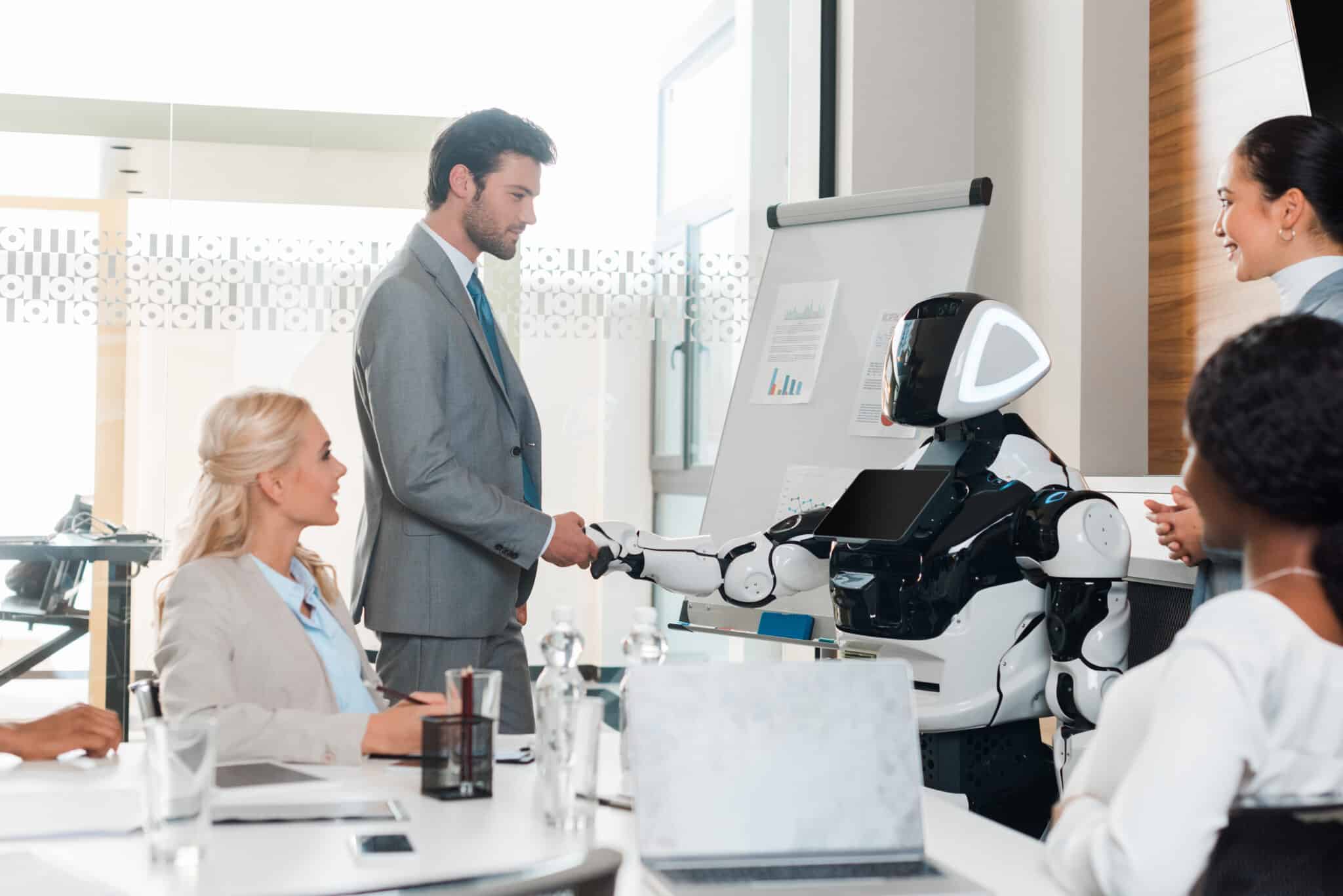 Intelligenza artificiale e lavoro: possibili scenari futuri