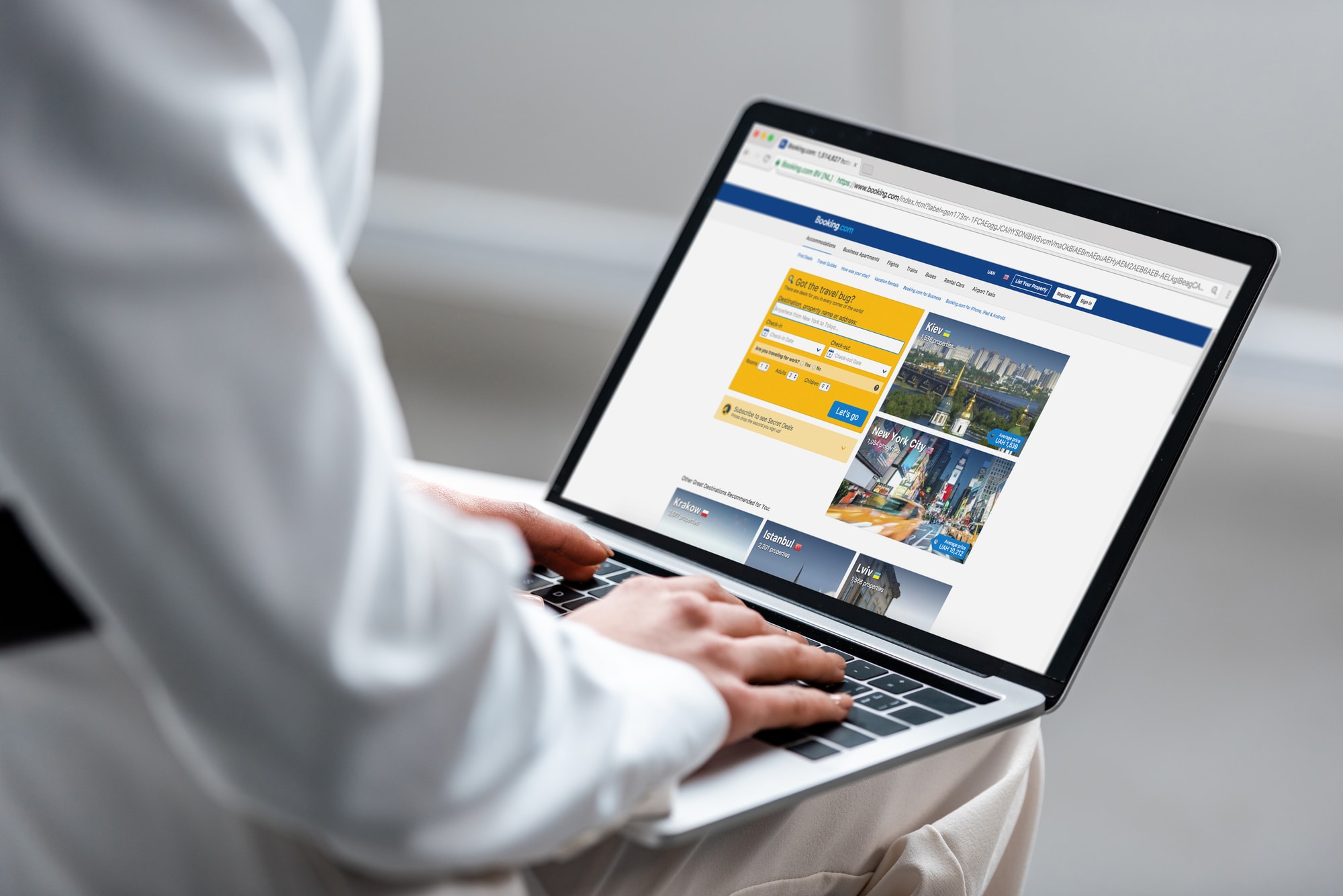 Booking versa 94 milioni di euro al Fisco italiano: dettagli e implicazioni