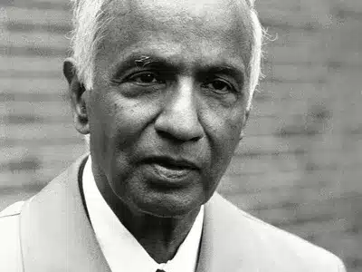 Subrahmanyan Chandrasekhar: il fisico che ha scoperto il limite di stabilità delle nane bianche