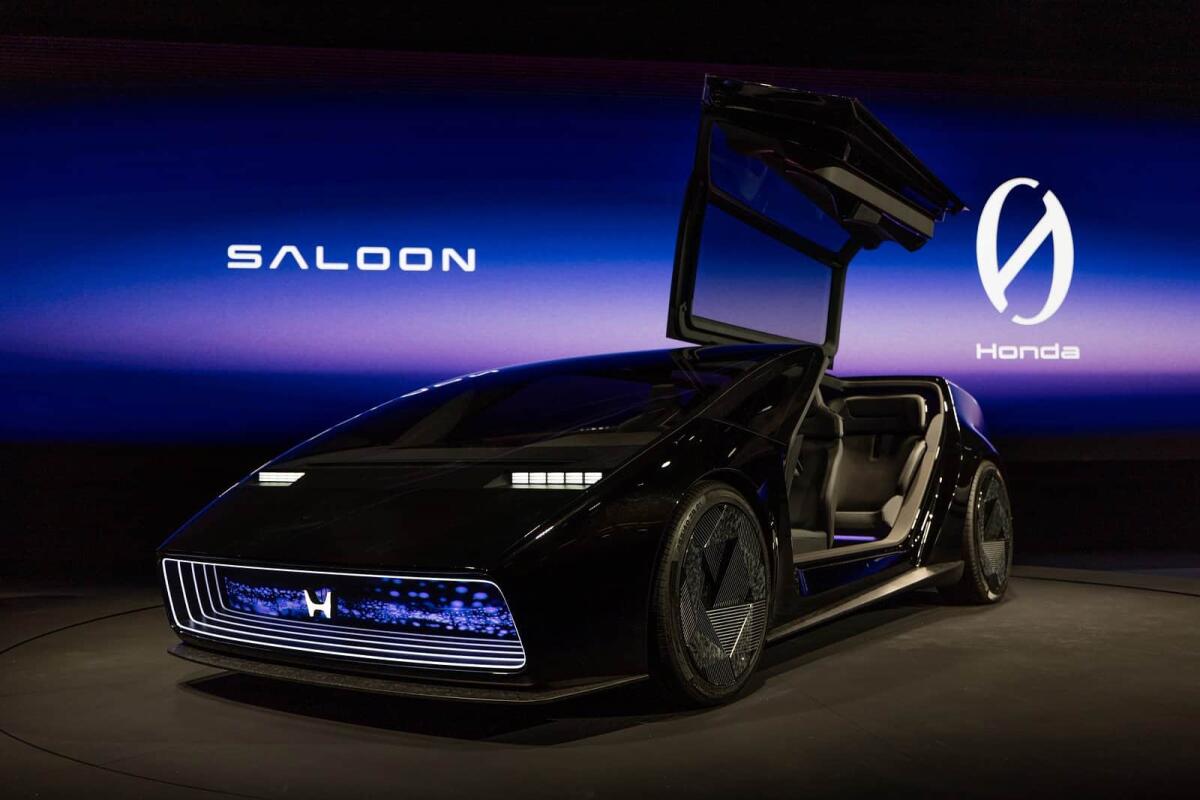 Honda al CES 2024: il concept di berlina suggerisce un veicolo elettrico entro il 2026 - 