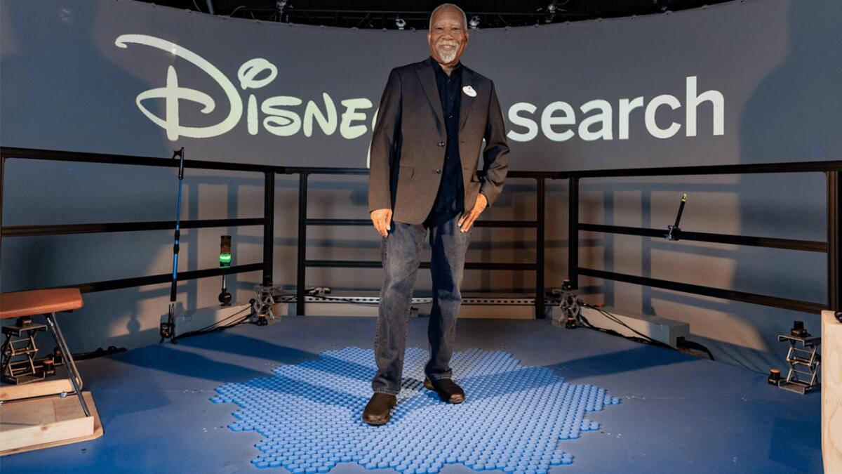 Disney vuole rivoluzionare la realtà virtuale con "HoloTile Floor": ecco di cosa si tratta - 